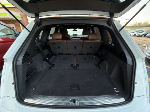 Used 2017 Audi Q7 3.0T Premium Plus w/ Premium Plus Package image 18