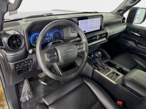 Used 2024 Toyota Land Cruiser image 10