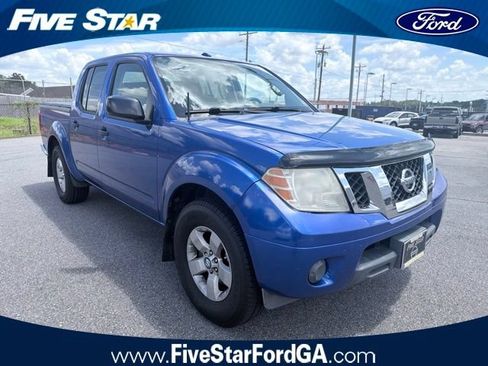 Used 2013 Nissan Frontier SV RWD image 1