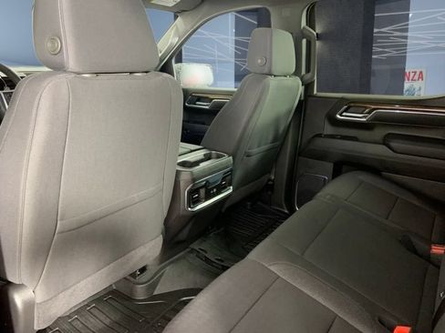 Used 2025 GMC Sierra 1500 Elevation w/ Preferred Package AWD/4WD image 18
