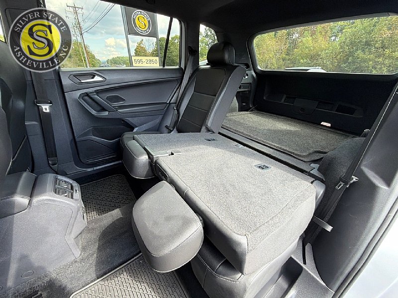 Used 2019 Volkswagen Tiguan SEL R-Line AWD/4WD image 15