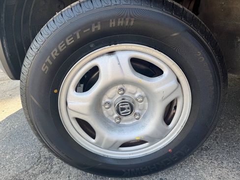 Used 2004 Honda CR-V LX image 21