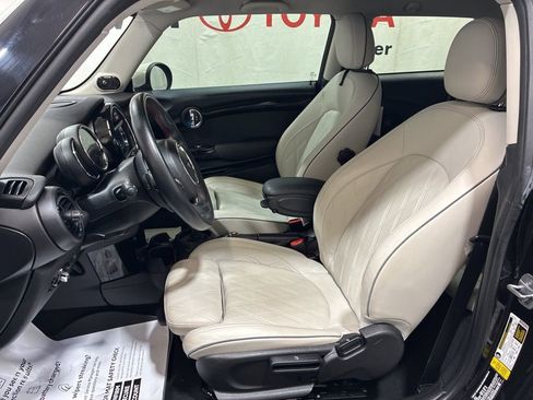 Used 2020 MINI Cooper S w/ Signature Upholstery Package FWD image 18