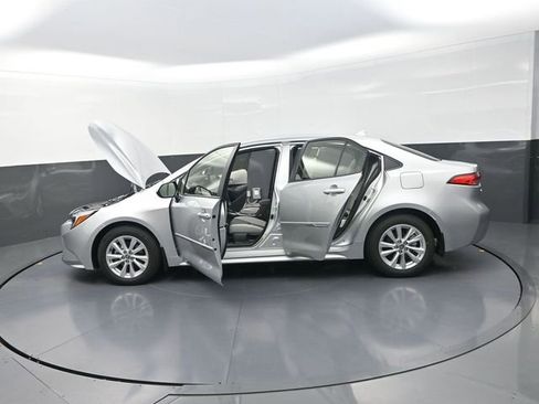 Used 2026 Toyota Corolla LE FWD image 46