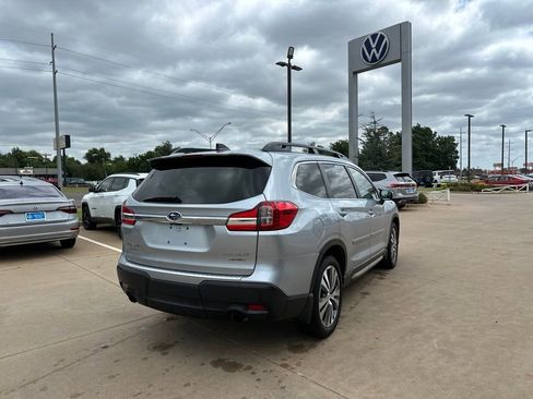 Used 2022 Subaru Ascent Limited w/ Technology Package AWD/4WD image 5