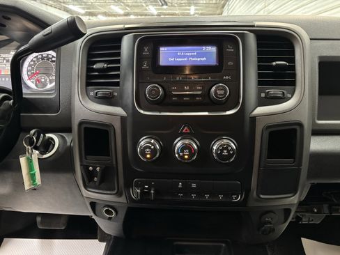 Used 2018 RAM 3500 Tradesman w/ Snow Chief Group image 16