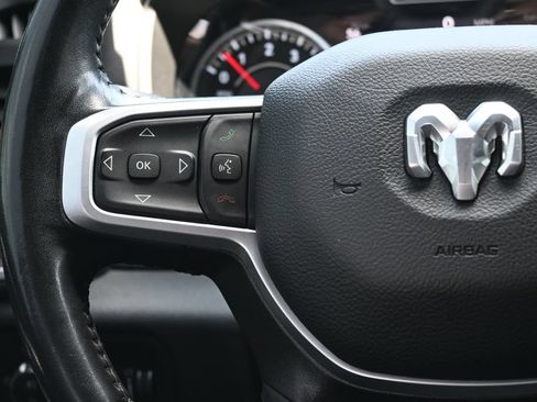 Used 2022 RAM 1500 Big Horn AWD/4WD image 7