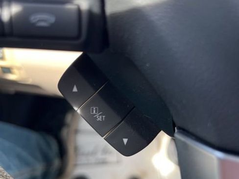 Used 2017 Subaru Outback 2.5i Limited image 27