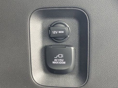 Certified 2025 Kia Carnival SX Prestige FWD image 15