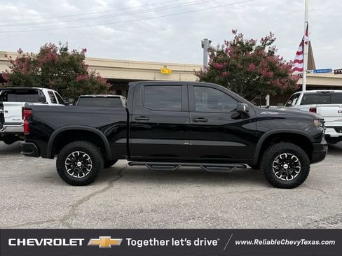 Used 2025 Chevrolet Silverado 1500 ZR2 w/ Technology Package AWD/4WD image 5