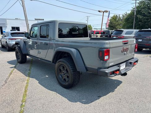 Used 2022 Jeep Gladiator Mojave w/ Cold Weather Group AWD/4WD image 5