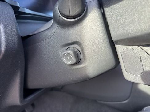 Used 2024 Toyota Land Cruiser image 28