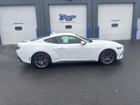 Used 2024 Ford Mustang EcoBoost w/ 2.3L High Performance Package image 2