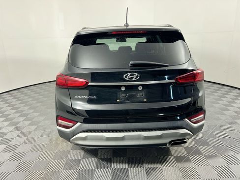 Used 2020 Hyundai Santa Fe SE image 4