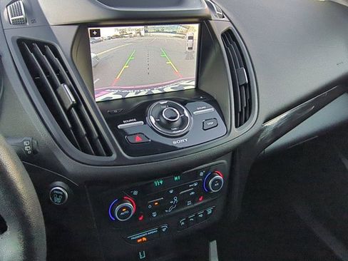 Used 2018 Ford Escape Titanium image 14