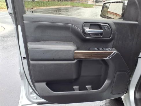 Used 2021 Chevrolet Silverado 1500 LT RWD image 13