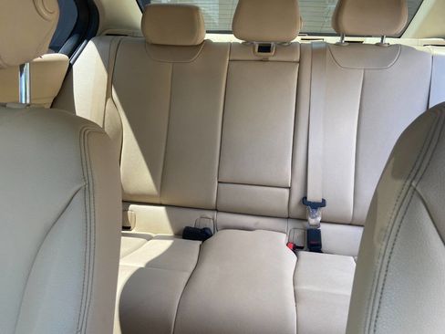 Used 2015 BMW 328i Sedan RWD image 17