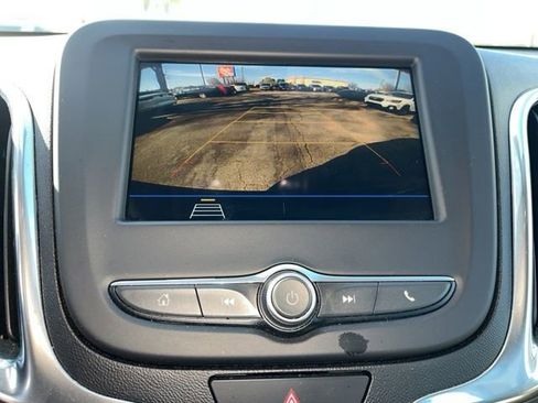 Used 2019 Chevrolet Equinox LS w/ LPO, Floor Liner Package image 22