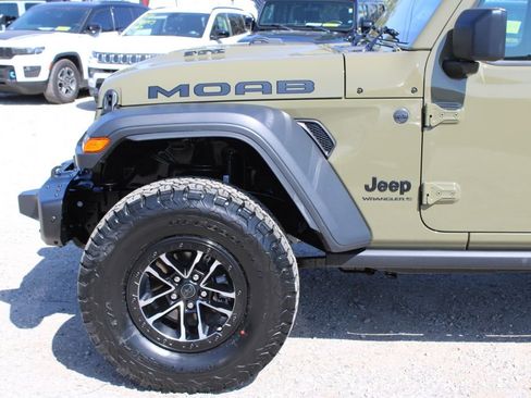 New 2026 Jeep Wrangler Unlimited Rubicon 392 w/ Quick Order Package 27X Moab AWD/4WD image 7