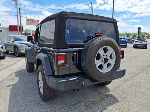 Used 2021 Jeep Wrangler Sport AWD/4WD image 8