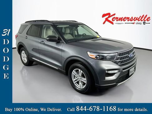 Used 2022 Ford Explorer XLT w/ Equipment Group 202A AWD/4WD image 1