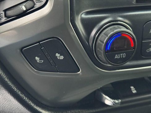 Used 2018 Chevrolet Silverado 1500 LT w/ All Star Edition image 22