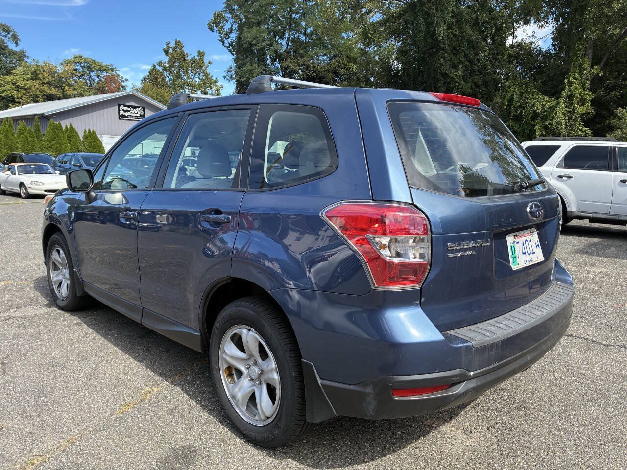 Used 2014 Subaru Forester 2.5i AWD/4WD image 3
