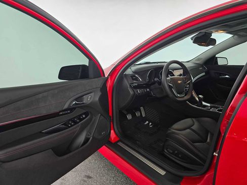 Used 2016 Chevrolet SS image 19