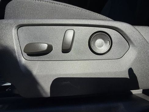 New 2026 Chevrolet Silverado 1500 LT image 15