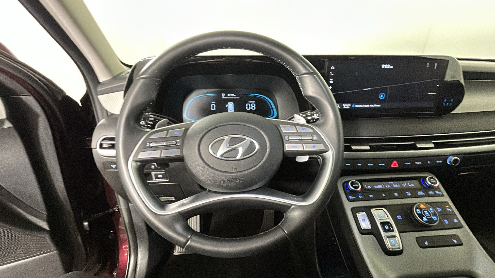 Used 2025 Hyundai Palisade SEL AWD/4WD image 17