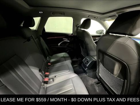 Certified 2025 Audi Q5 Premium w/ Convenience Package AWD/4WD image 29