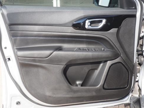 New 2026 Jeep Compass Latitude w/ Quick Order Package 29K image 10