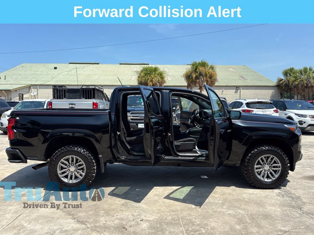 Used 2024 Chevrolet Colorado LT w/ LT Convenience Package II RWD image 19