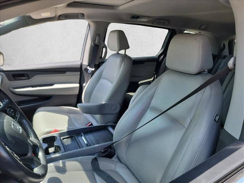 Used 2019 Honda Odyssey EX-L image 10