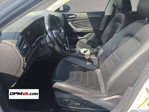 Used 2019 Volkswagen Jetta SEL Premium FWD image 5