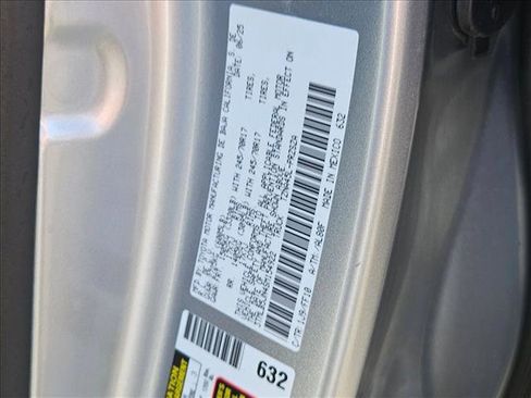 Certified 2025 Toyota Tacoma SR5 AWD/4WD image 30