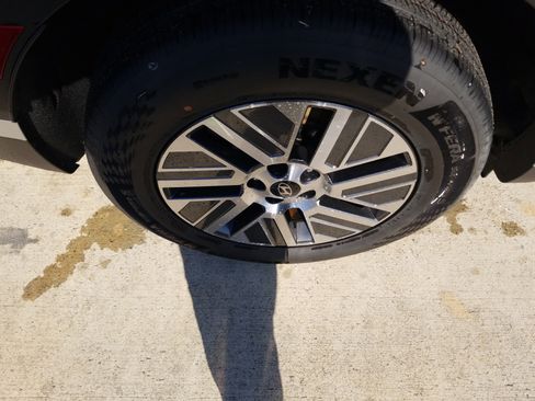 Used 2026 Hyundai Palisade SEL Premium image 24