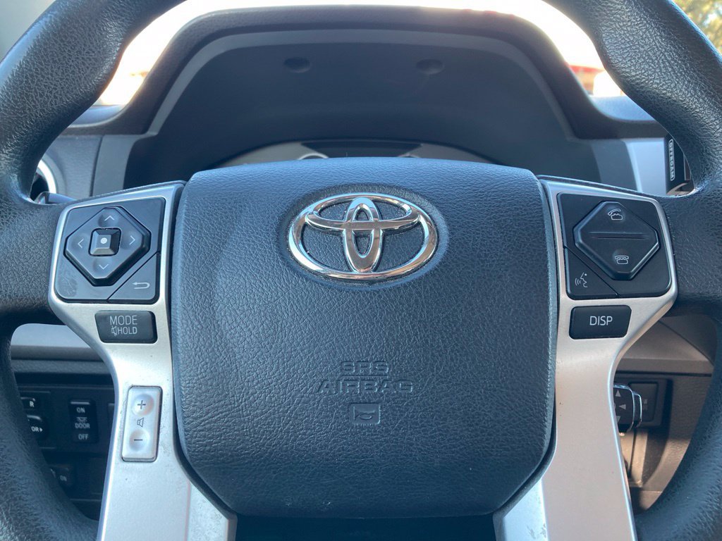 Used 2016 Toyota Tundra SR5 w/ SR5 Upgrade Package AWD/4WD image 13