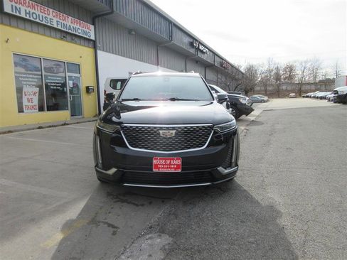 Used 2020 Cadillac XT6 Premium Luxury image 37