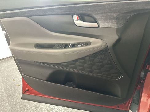 Used 2020 Hyundai Santa Fe SE w/ Cargo Package image 29