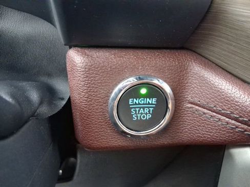 Used 2023 Ford Expedition Max Limited image 26