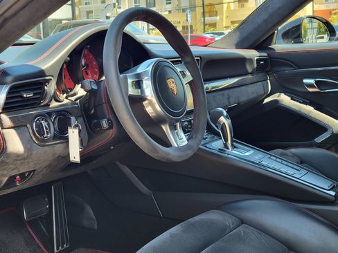 Certified 2015 Porsche 911 GT3 RWD image 5