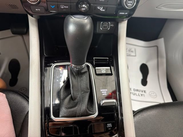 Used 2024 Jeep Compass Latitude AWD/4WD image 19