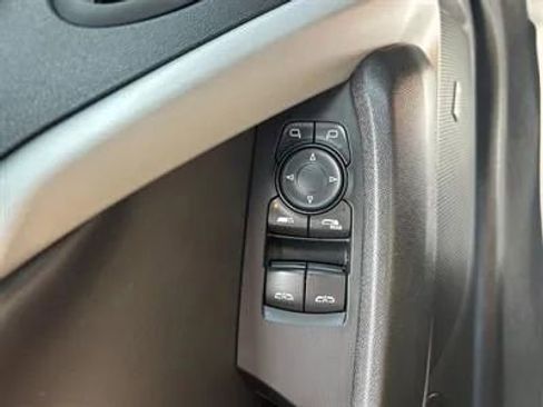 Used 2018 Chevrolet Camaro LT w/ RS Package image 16