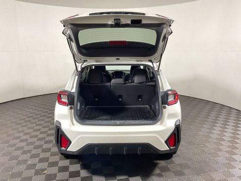 Used 2025 Subaru Crosstrek 2.0i Premium AWD/4WD image 16