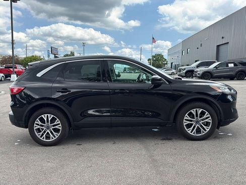 Used 2022 Ford Escape SEL w/ Equipment Group 302A AWD/4WD image 2