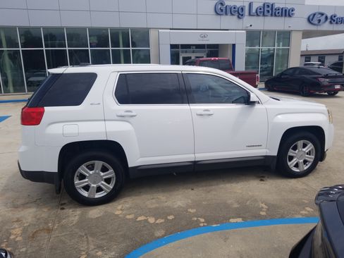 Used 2015 GMC Terrain SLE FWD image 8