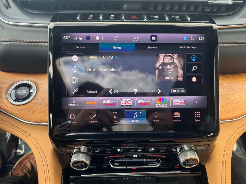 Used 2021 Jeep Grand Cherokee L Summit AWD/4WD image 24