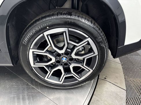 New 2026 BMW X1 xDrive28i AWD/4WD image 27
