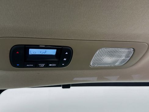 Certified 2021 Honda Odyssey Touring image 32
